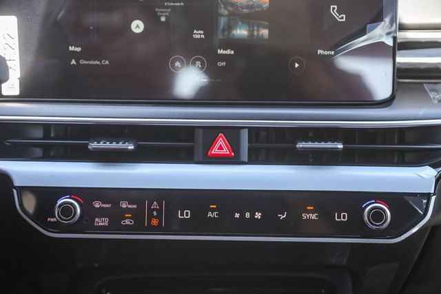 2026 Kia K5 GT-Line - Photo 6