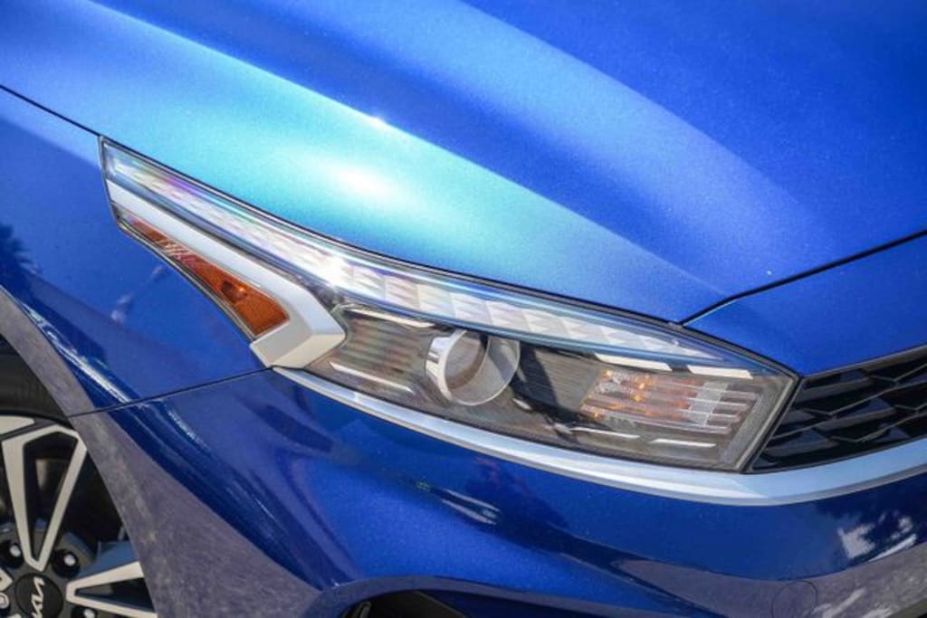 Used 2023 Kia Forte LXS Sedan