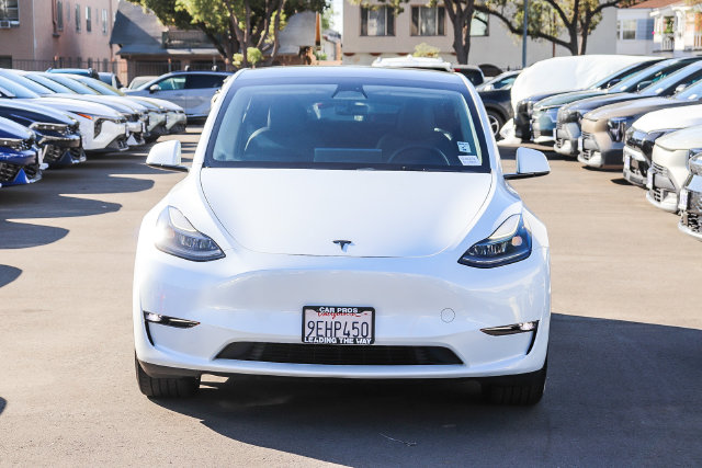 Used 2023 Tesla Model Y Long Range with VIN 7SAYGAEE4PF623628 for sale in Glendale, CA