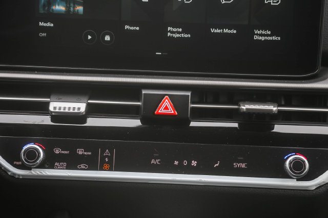 2026 Kia Sportage photo 5