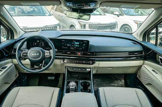 2026 Kia Carnival photo 5