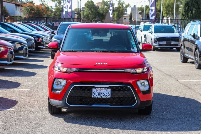 Used 2022 Kia Soul LX with VIN KNDJ23AU3N7186990 for sale in Glendale, CA