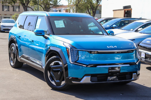 Certified 2024 Kia EV9 Land with VIN KNDADFS55R6030237 for sale in Glendale, CA
