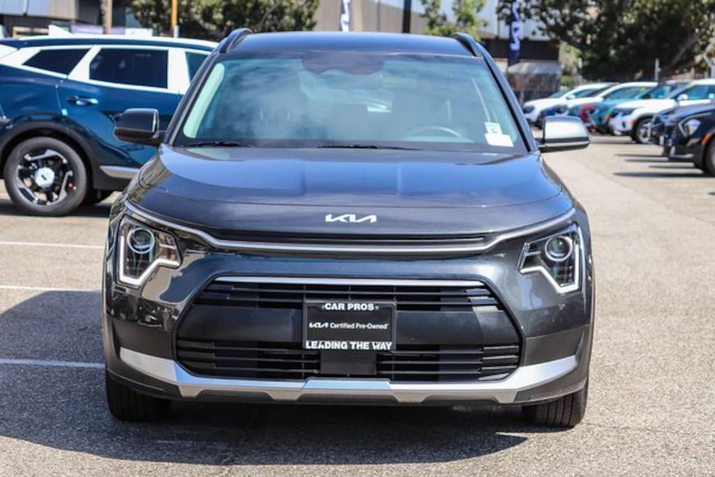 Certified 2025 Kia Niro EX SUV