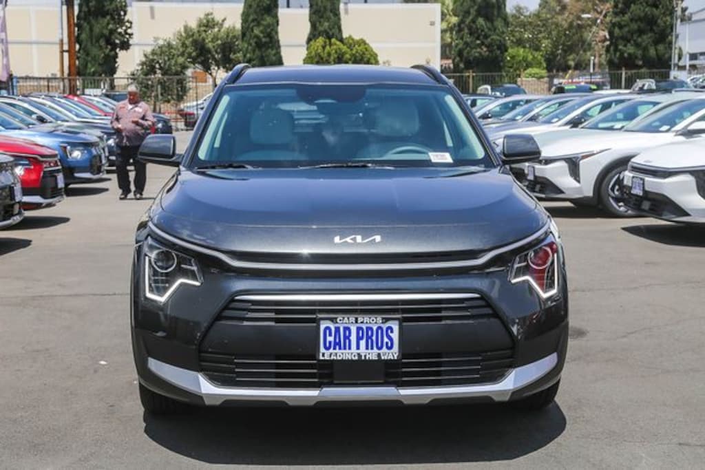 New 2026 Kia Niro EX SUV