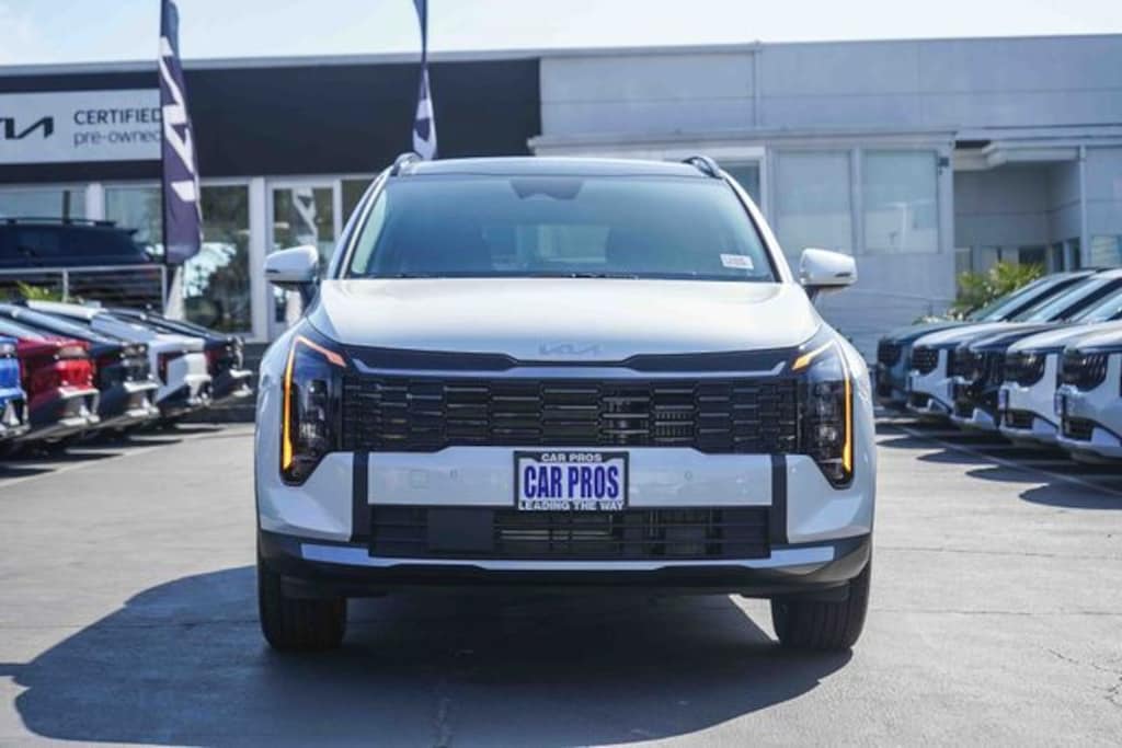 New 2026 Kia Sportage Hybrid EX SUV