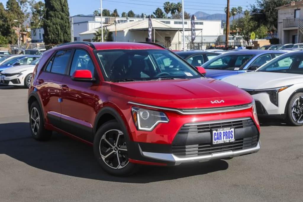 New 2026 Kia Niro LX SUV