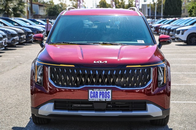 2026 Kia Carnival photo 2