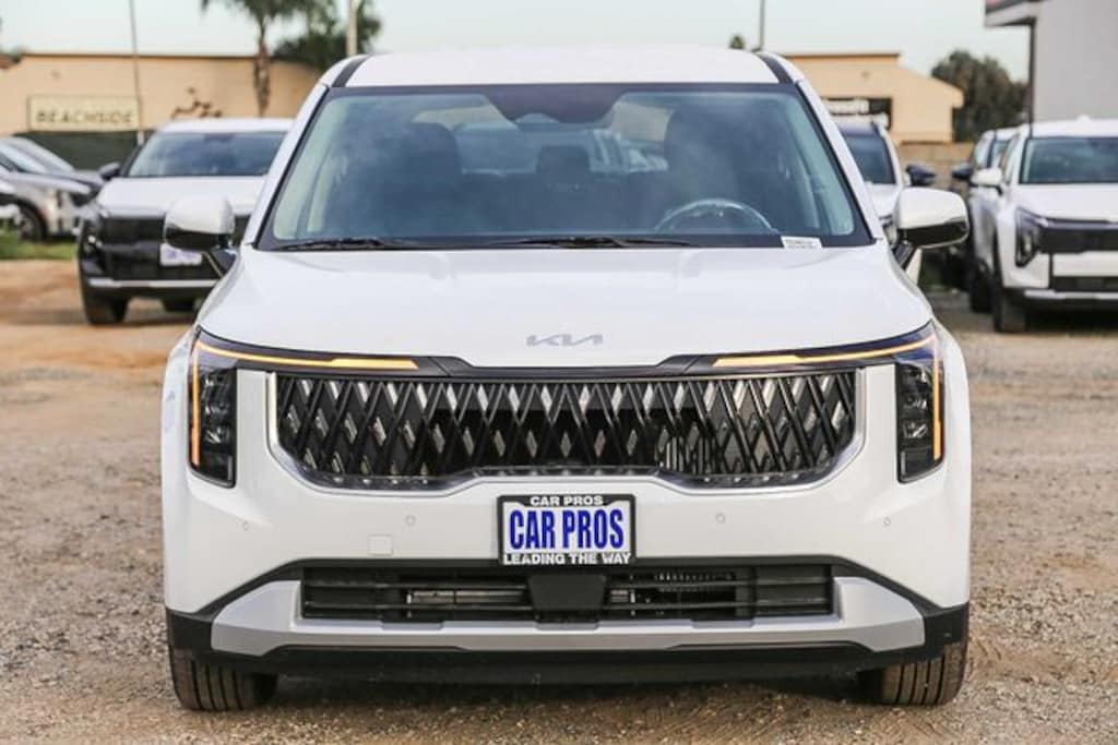 New 2026 Kia Carnival Hybrid LXS Van Passenger Van