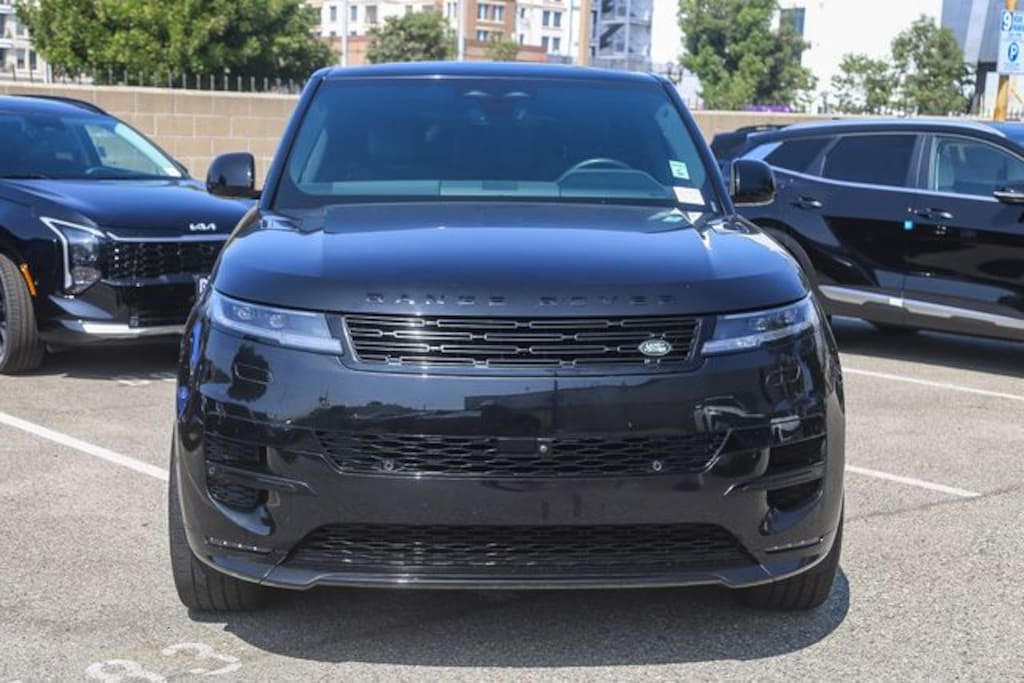 Used 2024 Land Rover Range Rover Sport Dynamic SE SUV