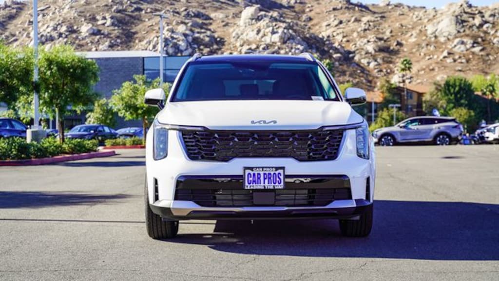 New 2026 Kia Sorento S SUV