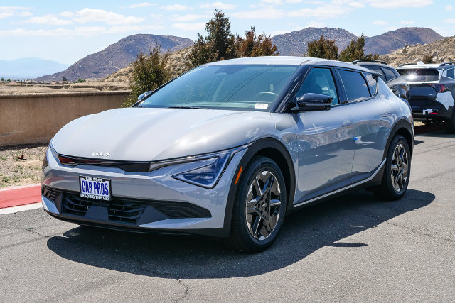 2026 Kia EV6 photo 4