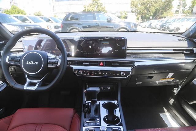 2026 Kia K5 GT-Line - Photo 5