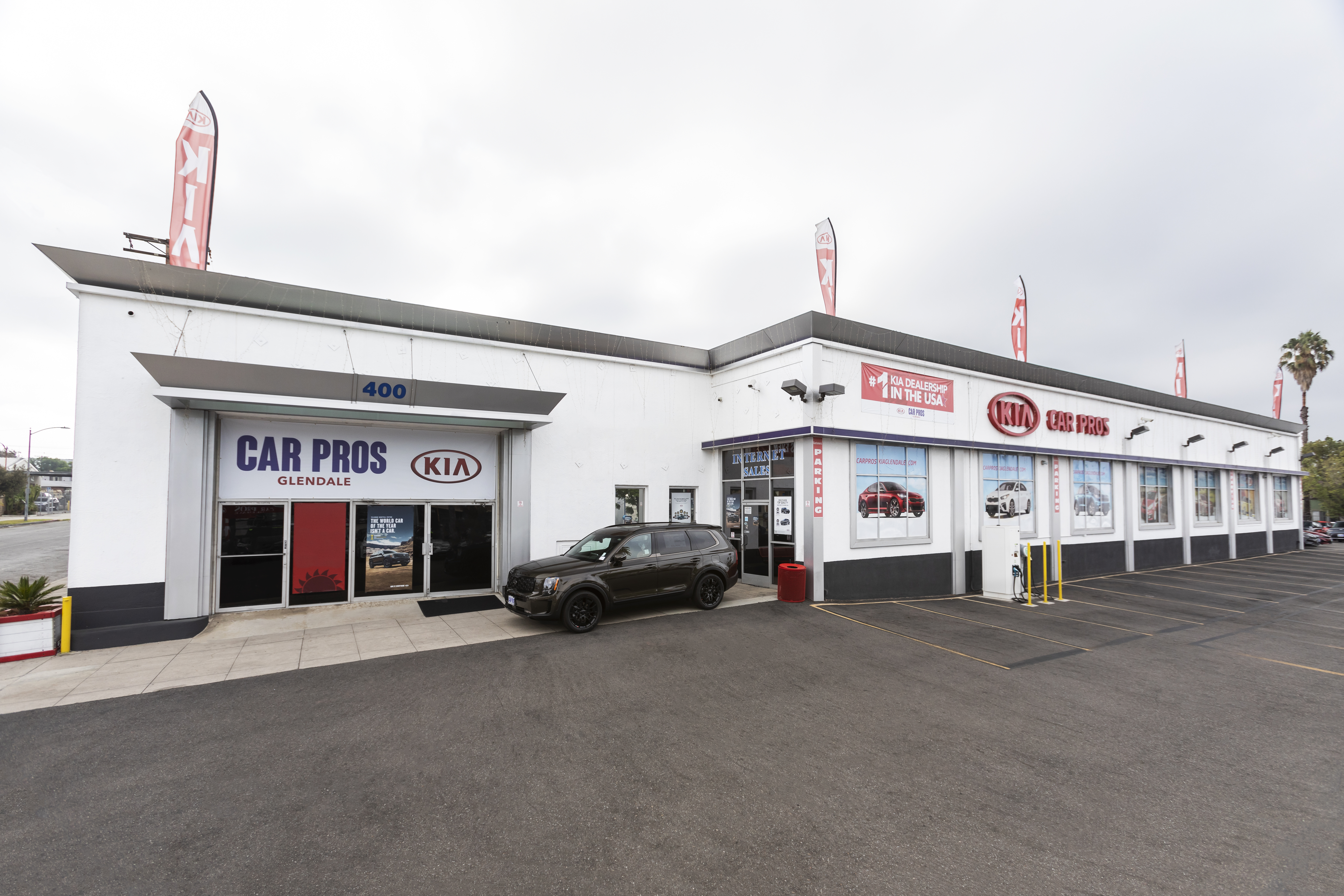 About Our Dealership Car Pros Kia Glendale