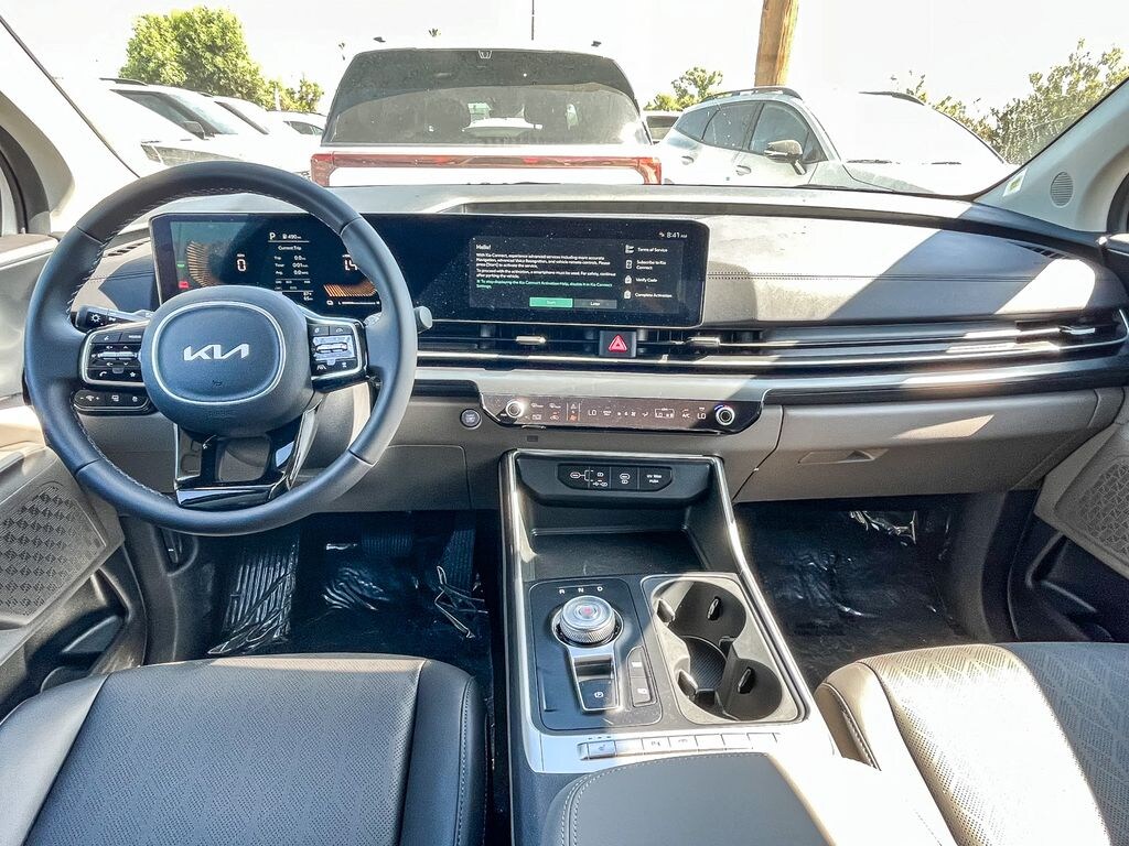 New 2026 Kia Carnival Hybrid LXS Van Passenger Van