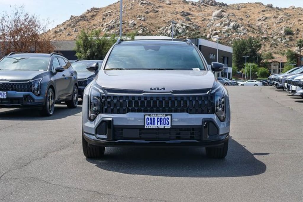 New 2026 Kia Sportage Plug-In Hybrid X-Line SUV
