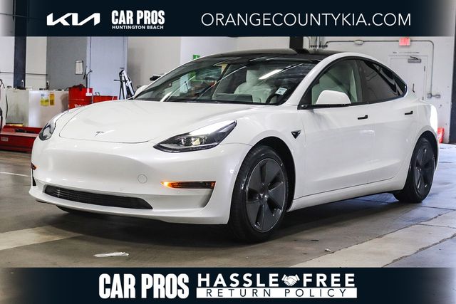 2021 Tesla Model 3 Standard Range Plus's photo