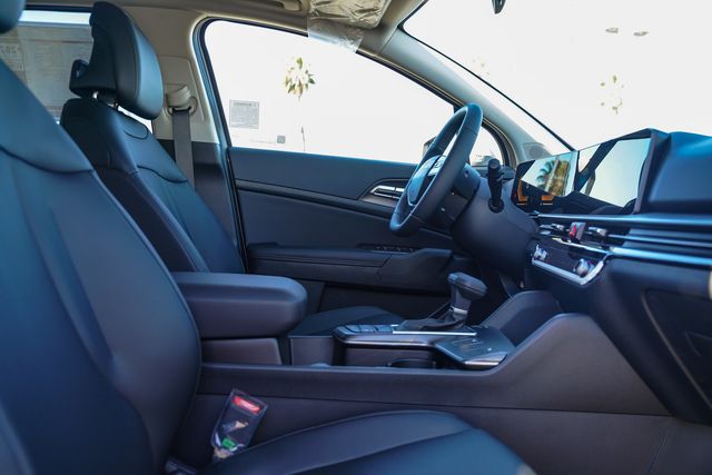 2026 Kia Sportage EX - Photo 9