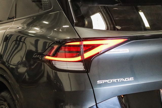 2023 Kia Sportage SX Prestige Hybrid - Photo 9