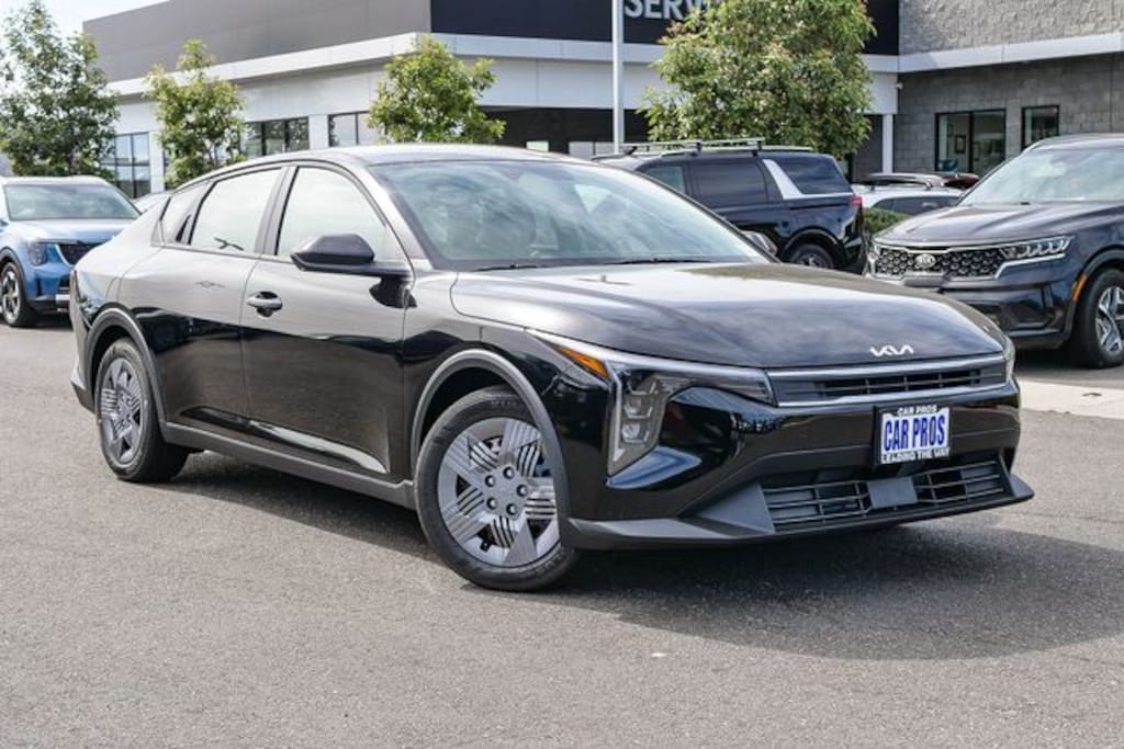 New 2026 Kia K4 LX Sedan