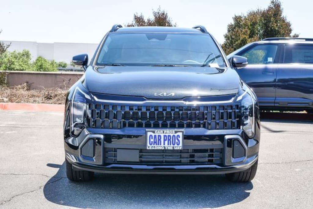 New 2026 Kia Sportage Hybrid X-Line SUV