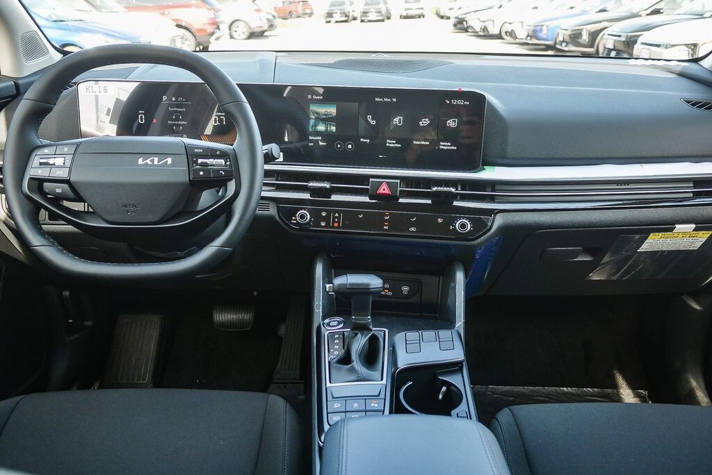 New 2026 Kia Sportage LX SUV