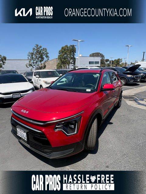 2025 Kia Niro SX Touring HEV's photo
