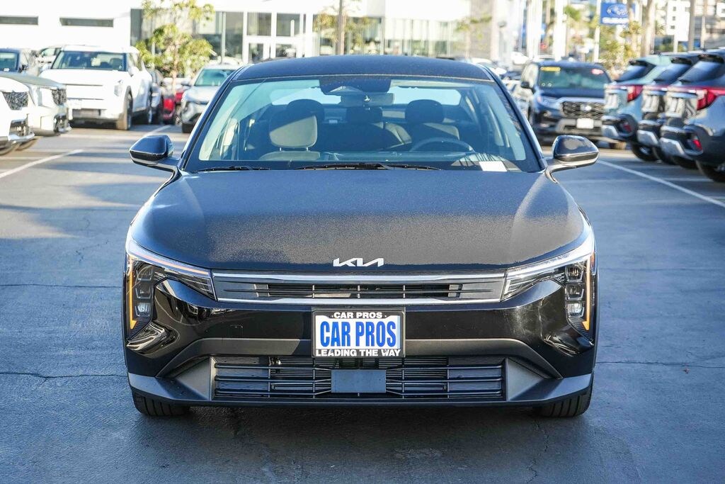 New 2026 Kia K4 LXS Sedan