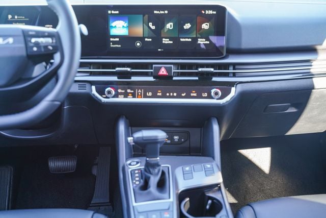 2026 Kia Sportage EX - Photo 6
