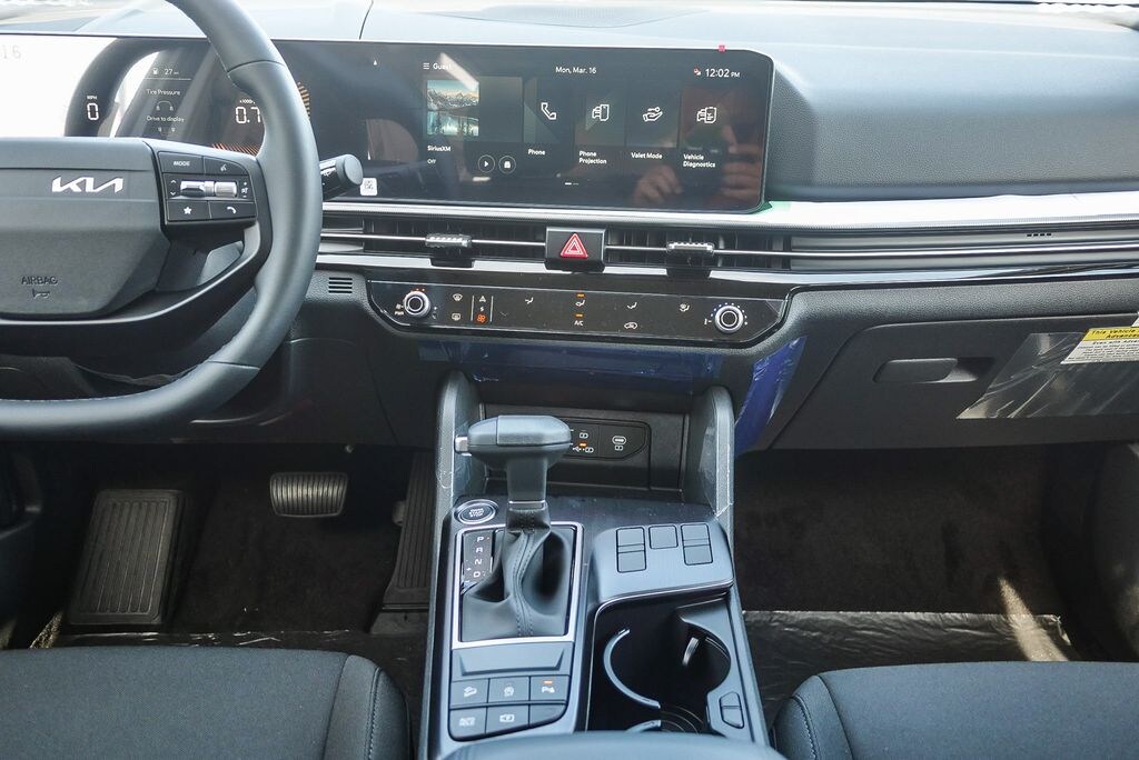 New 2026 Kia Sportage LX SUV