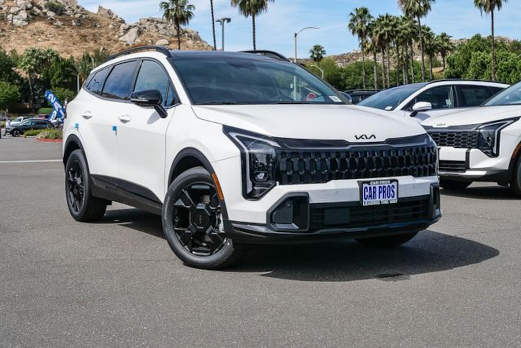 New 2026 Kia Sportage Hybrid X-Line SUV