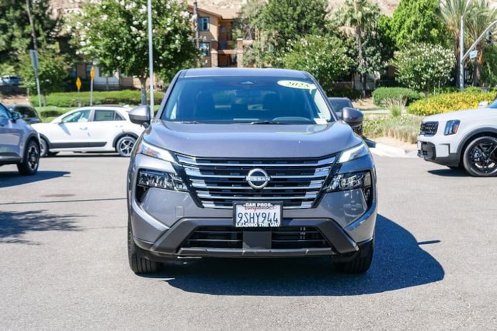 Used 2025 Nissan Rogue SV SUV