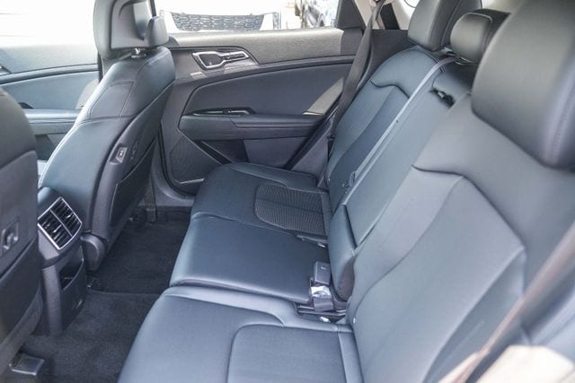 2026 Kia Sportage SX - Photo 10