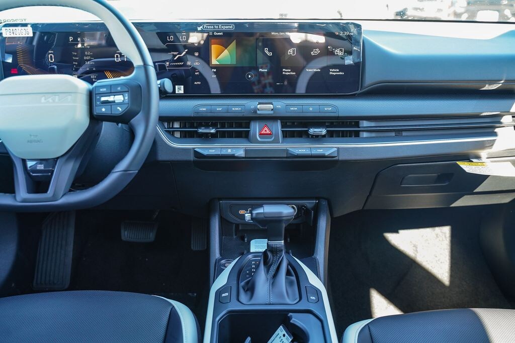 New 2026 Kia K4 GT-Line Sedan