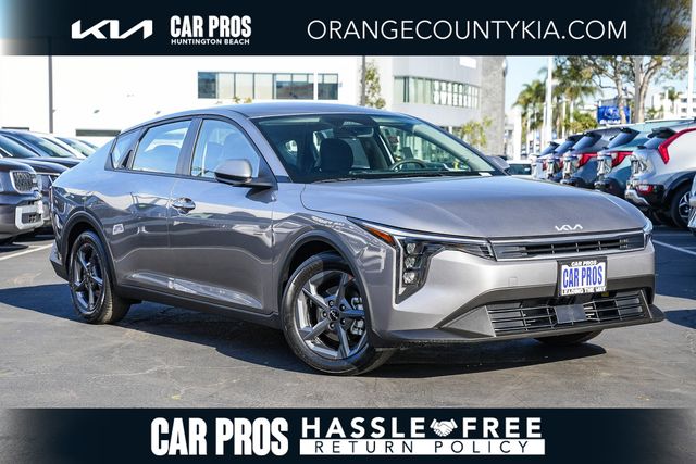 2026 Kia K4 LXS AT's photo