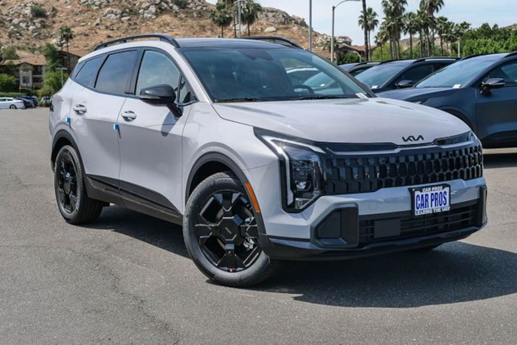 New 2026 Kia Sportage Plug-In Hybrid X-Line SUV