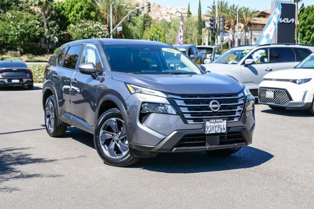 Used 2025 Nissan Rogue SV SUV