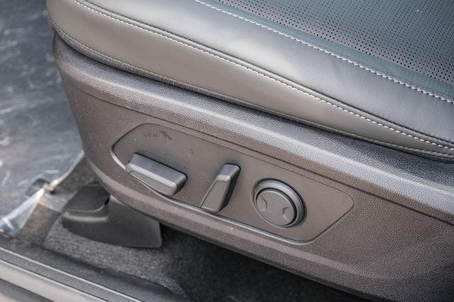 2026 Kia Sorento SX - Photo 23