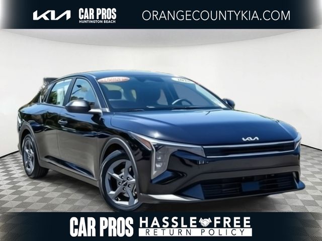 2025 Kia K4 LXS AT's photo