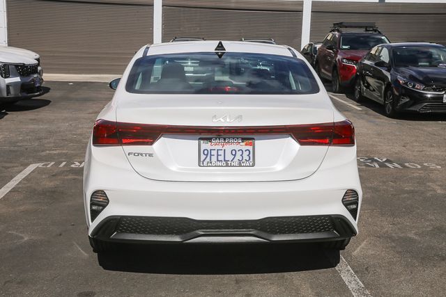 2023 Kia Forte LXS - Photo 11