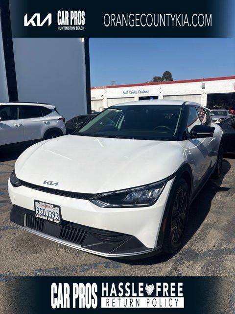 2024 Kia EV6 Light's photo