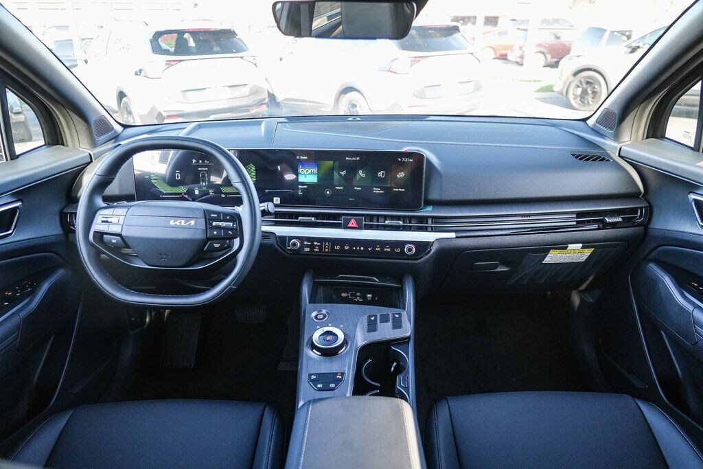 New 2026 Kia Sportage Hybrid X-Line SUV