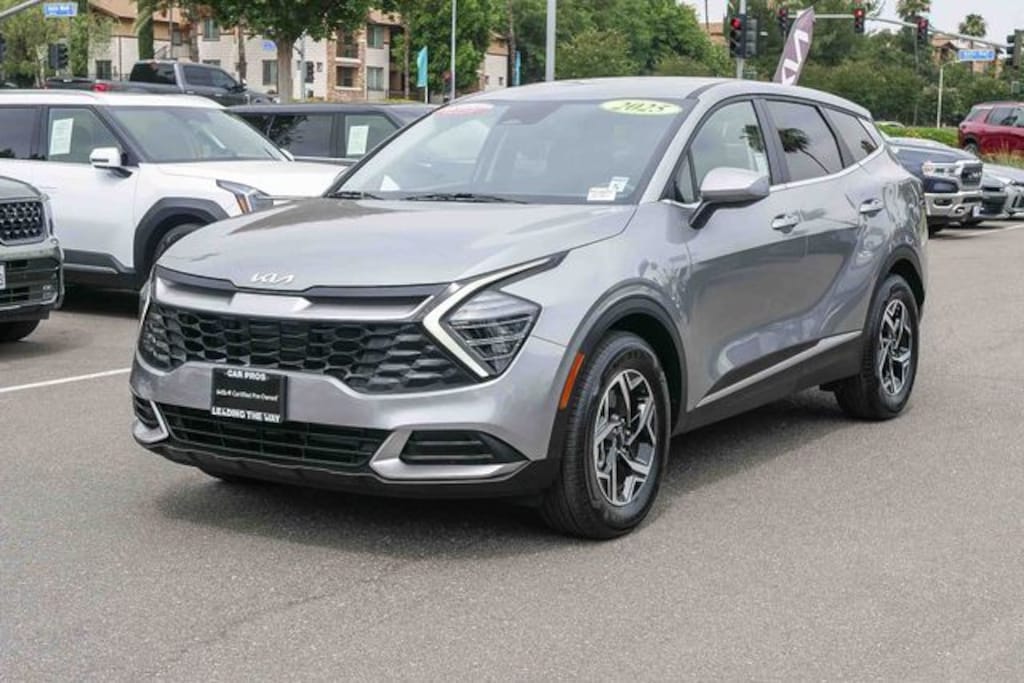 Certified 2025 Kia Sportage LX SUV