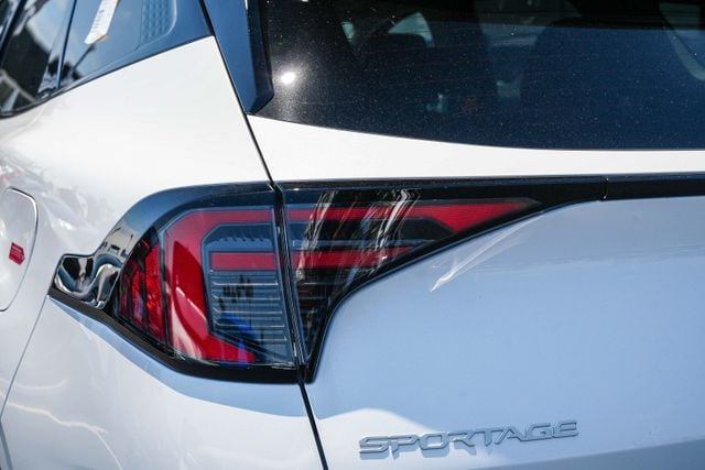2026 Kia Sportage SX - Photo 16
