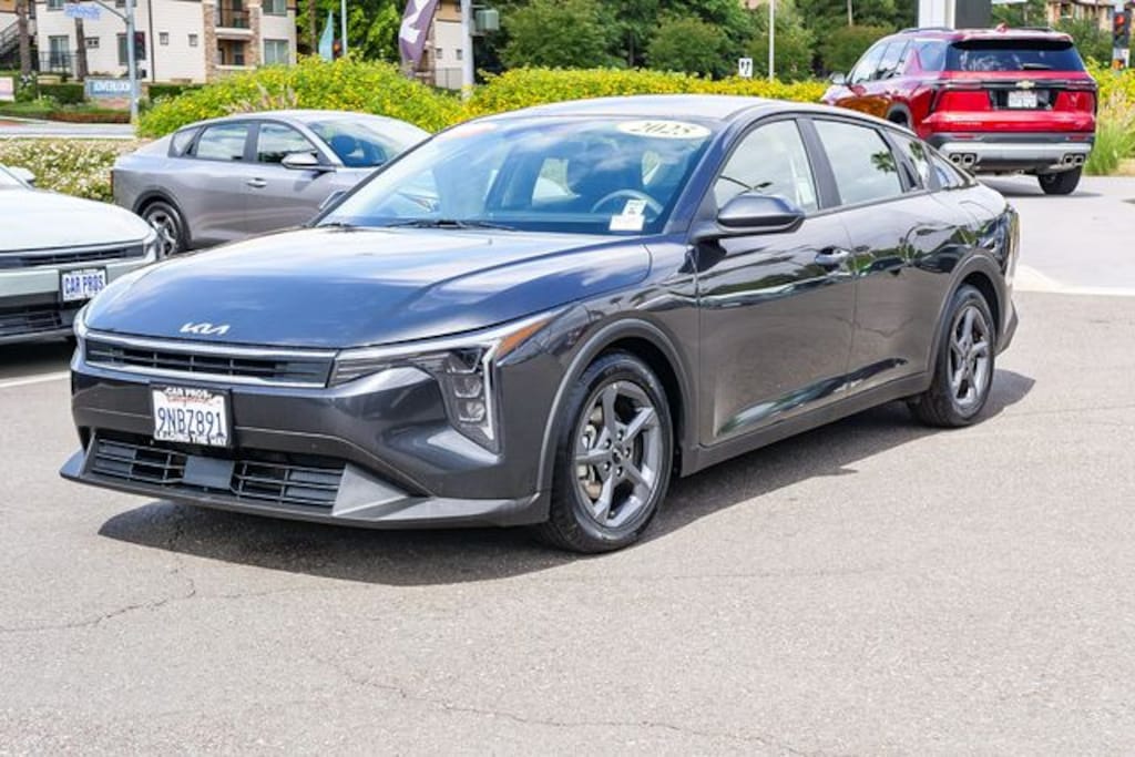 Certified 2025 Kia K4 Sedan