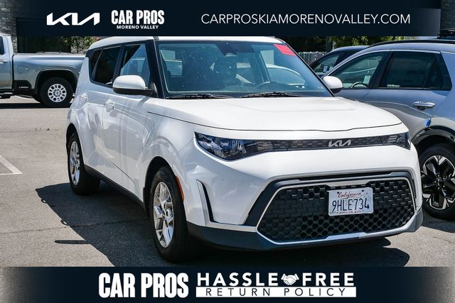 2023 Kia Soul 2.0L S IVT's photo