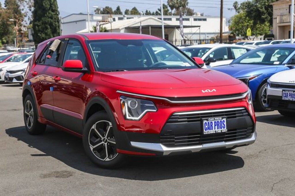 New 2026 Kia Niro LX SUV