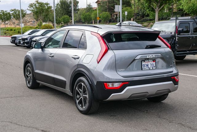 2023 Kia Niro EX photo 4