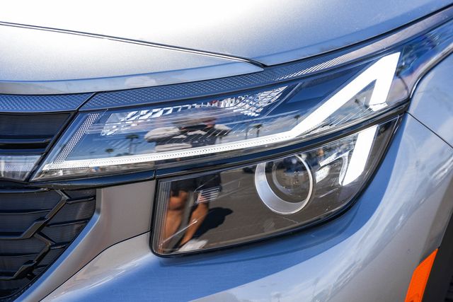 2025 Kia Seltos X-Line - Photo 8