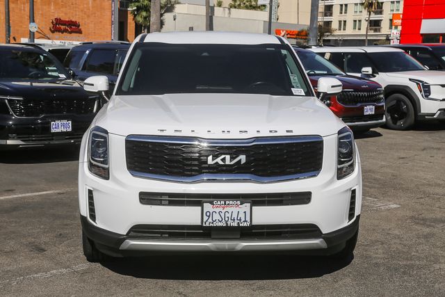 2022 Kia Telluride LX photo 3